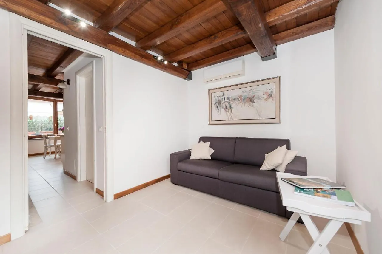 Charming Patio House In San Lorenzo Rome 0*,  Italy