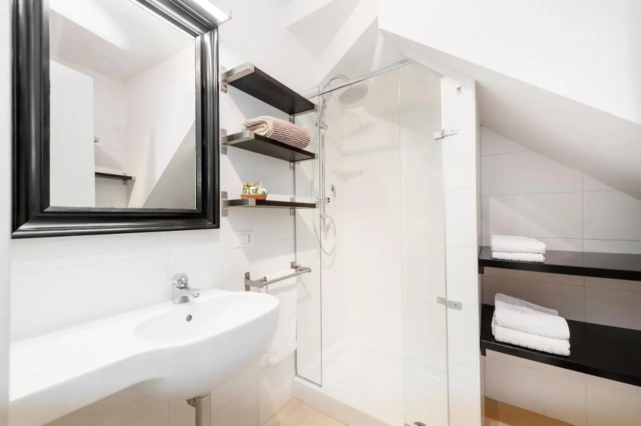 Charming Patio House In San Lorenzo Rome Italy